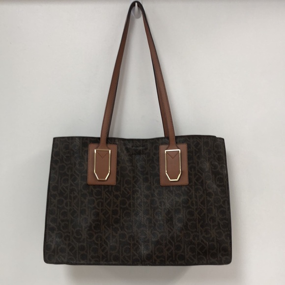 CK Unlined Monogram East/West Boxed Tote - Picture 2 of 13